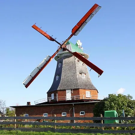 Hollaender Windmuehle In Tatil Evi Neubukow